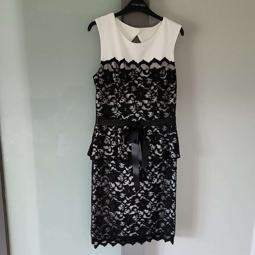 Frank Lyman Elegant Black And White Lace Dress With Keyhole Back